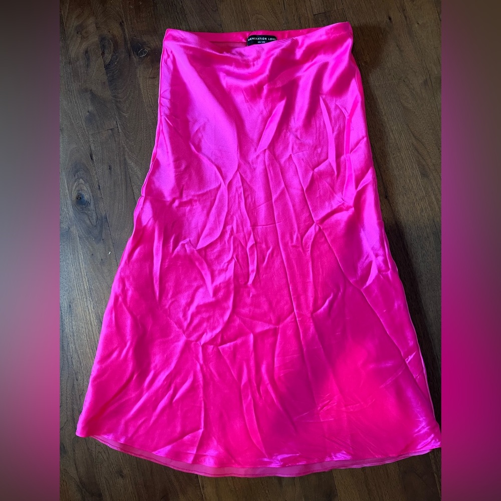 Below the Knee skirt